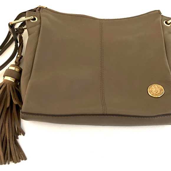 😍🌻 Vince Camuto New York Grey Leather Crossbody Bag - Picture 3 of 14